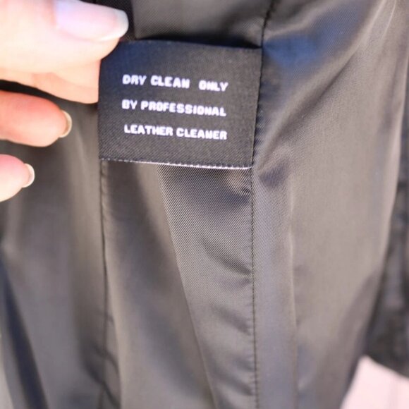 Womens 100% Leather Black Jacket Jones New York Size Large, Soft Butter Leather - Picture 13 of 13